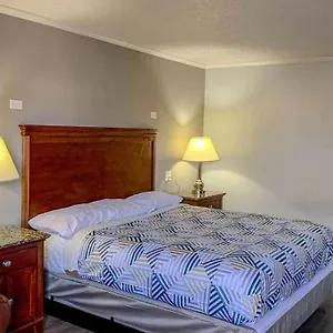 6 Newport News, Va - Fort Eustis Hotel